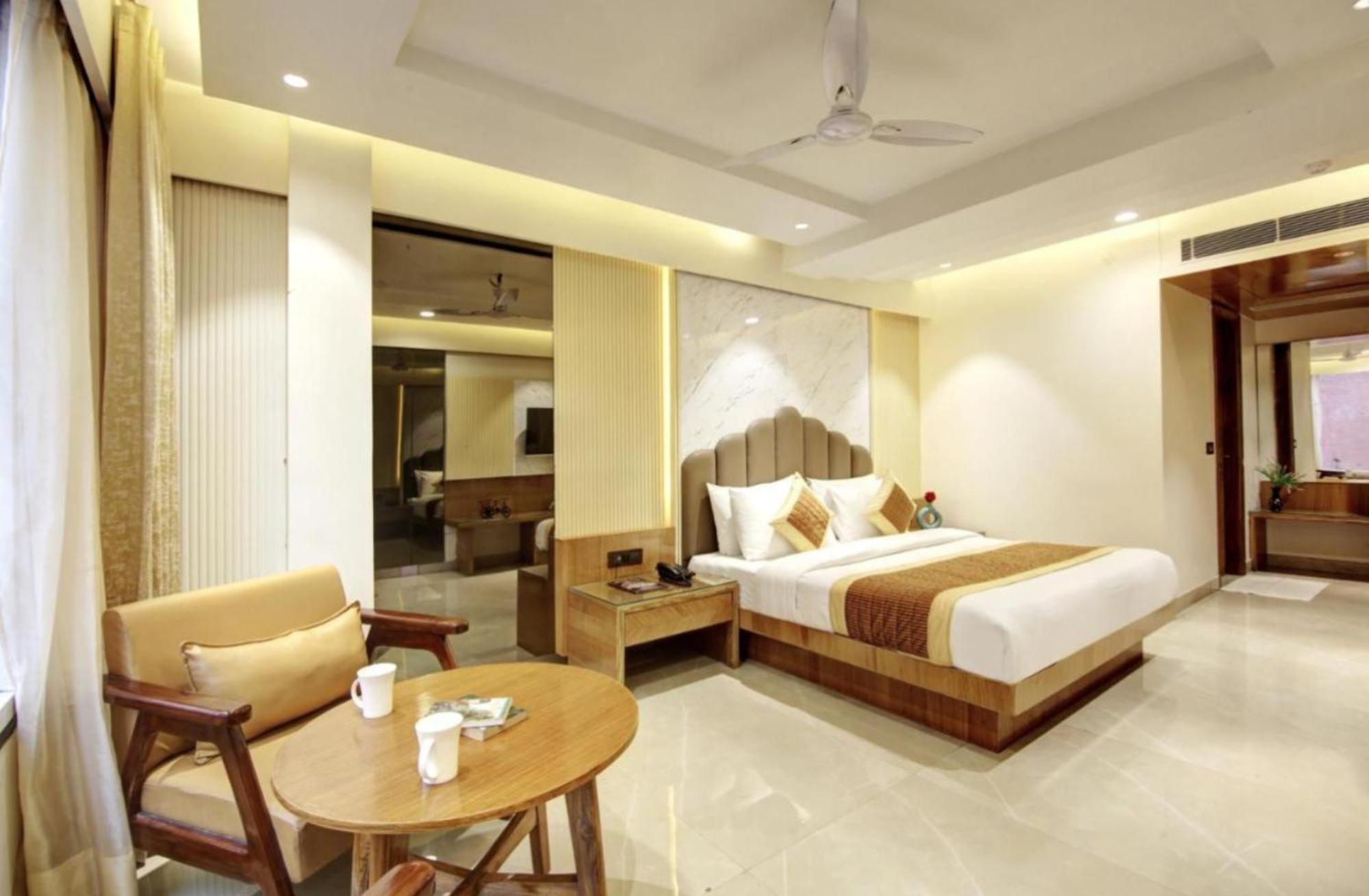 Hotel Platinum With Free Pickup-Delhi Airport Nowe Delhi Zewnętrze zdjęcie